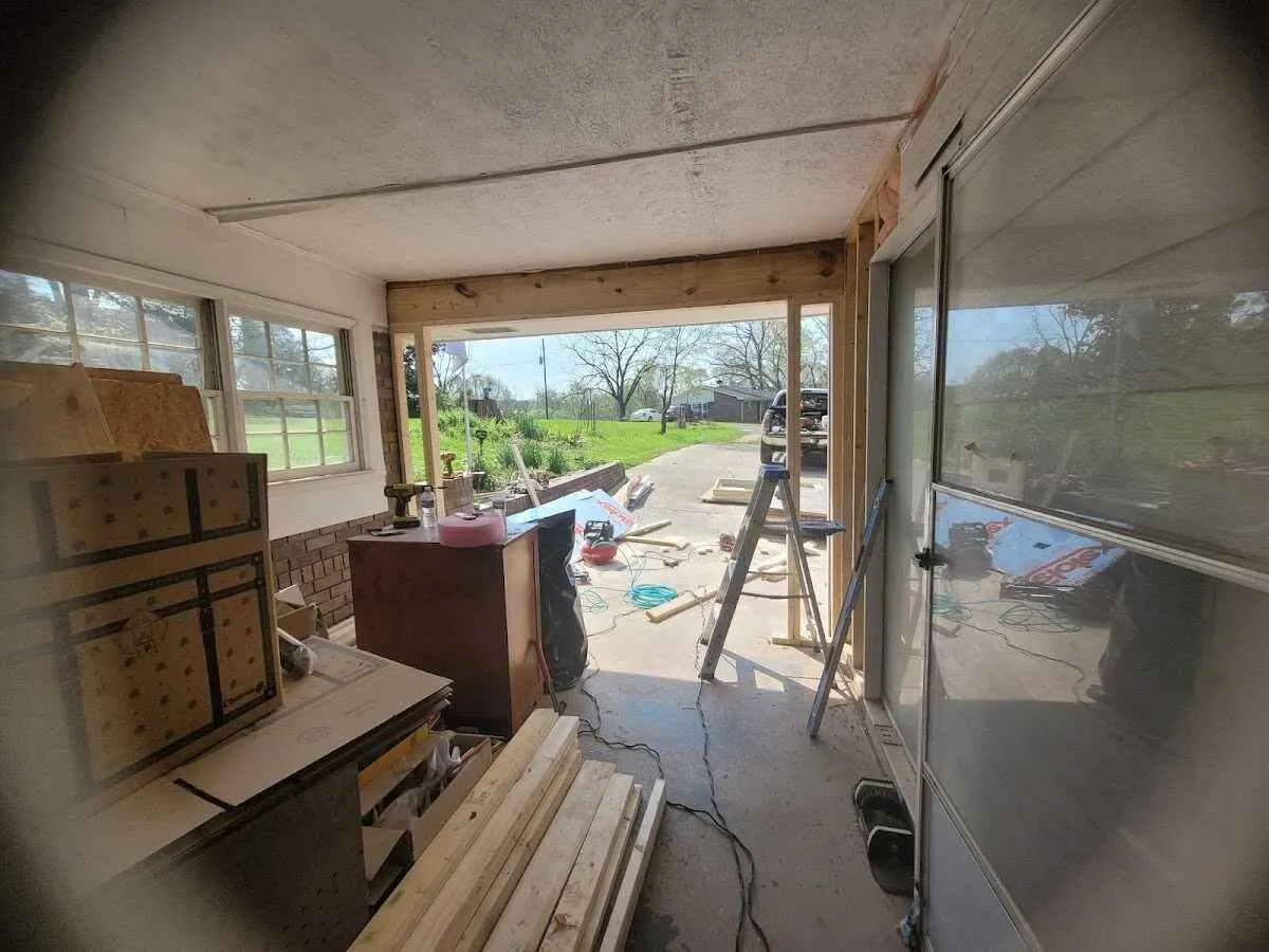 Air movers and dehumidifier for Water Mitigation Services in Marblehead